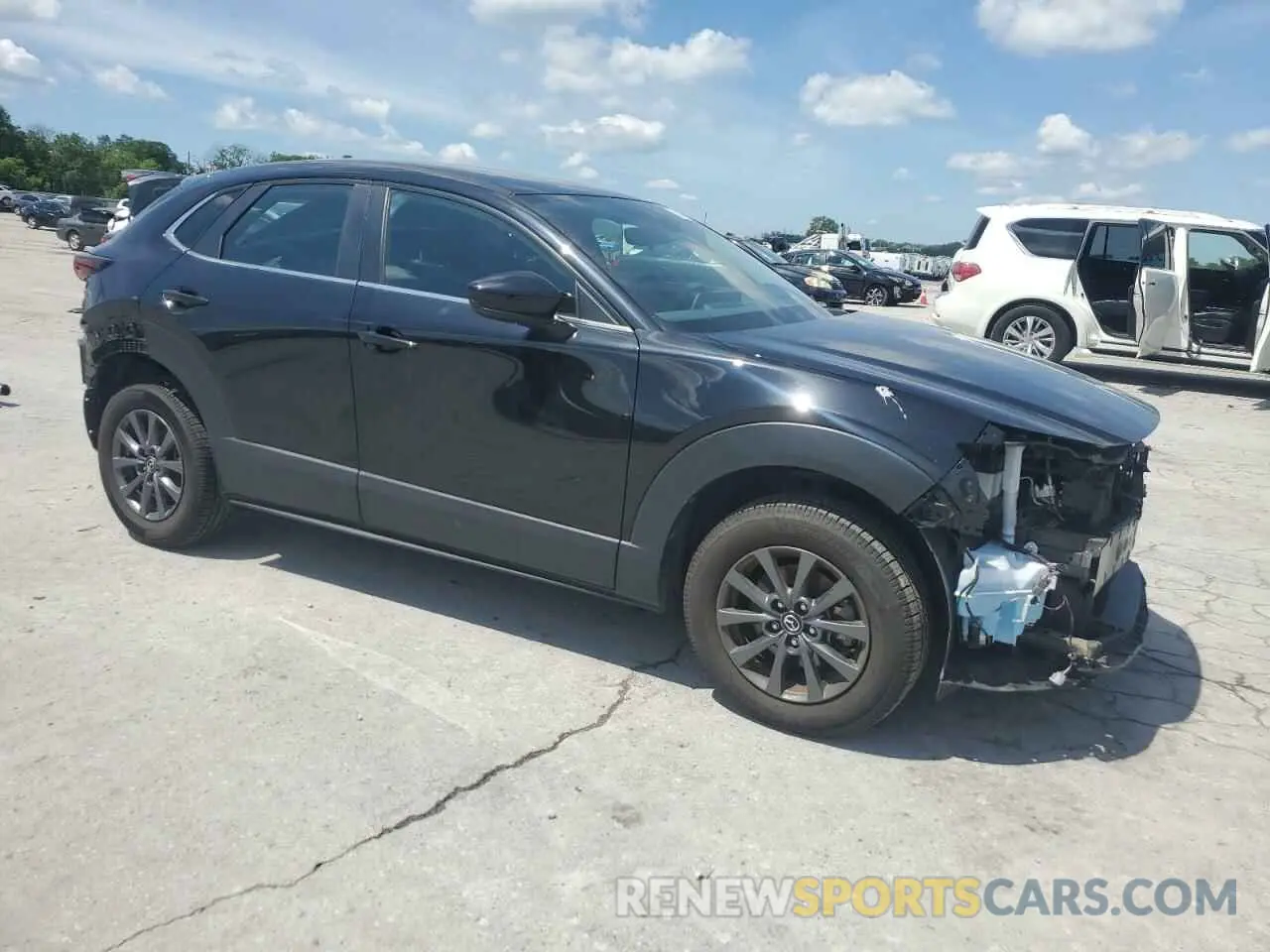 4 Photograph of a damaged car 3MVDMAAL6MM211497 MAZDA CX30 2021