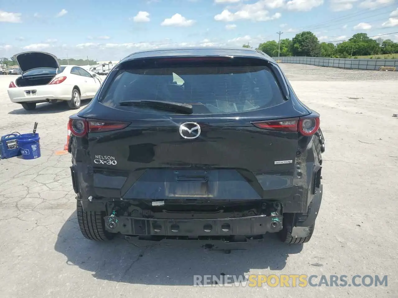 6 Photograph of a damaged car 3MVDMAAL6MM211497 MAZDA CX30 2021