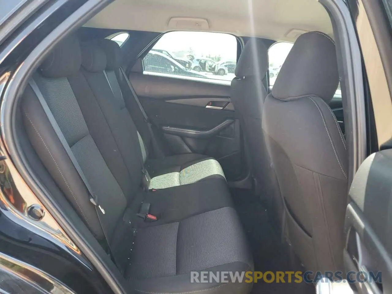 11 Photograph of a damaged car 3MVDMAAL9MM219898 MAZDA CX30 2021
