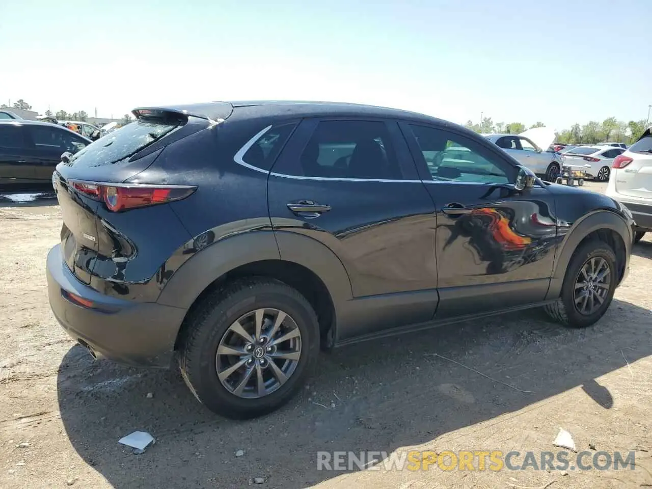 3 Photograph of a damaged car 3MVDMAAL9MM219898 MAZDA CX30 2021