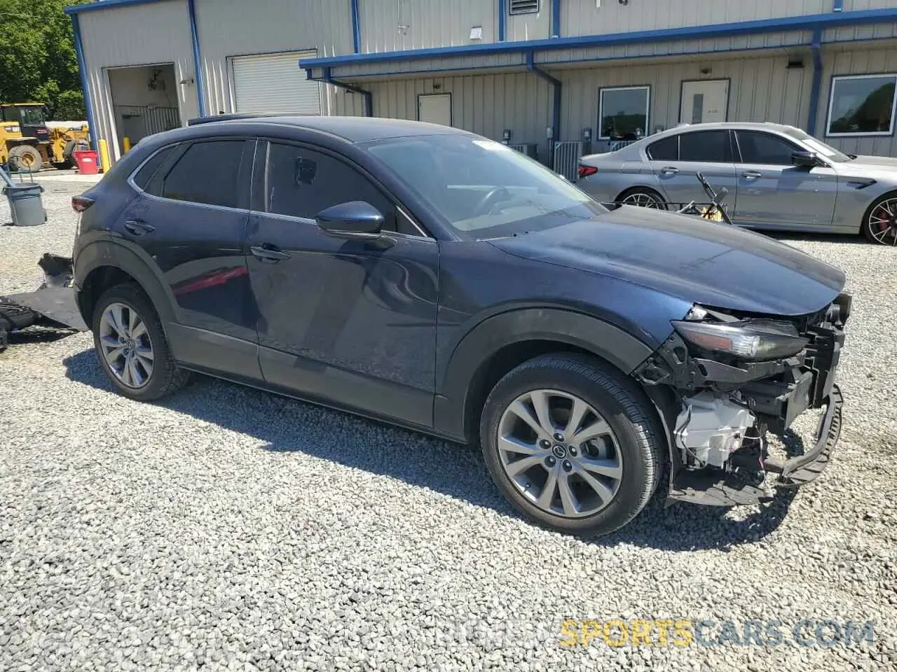 4 Photograph of a damaged car 3MVDMABL2MM232281 MAZDA CX30 2021
