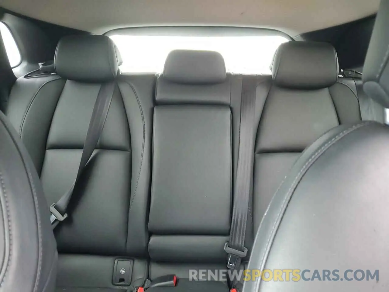 10 Photograph of a damaged car 3MVDMABL2MM269749 MAZDA CX30 2021