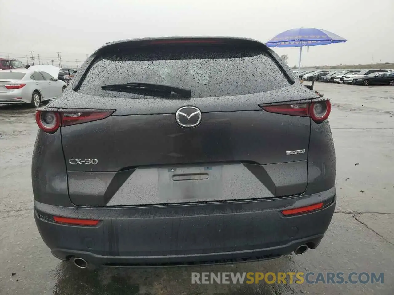 6 Photograph of a damaged car 3MVDMABL2MM269749 MAZDA CX30 2021