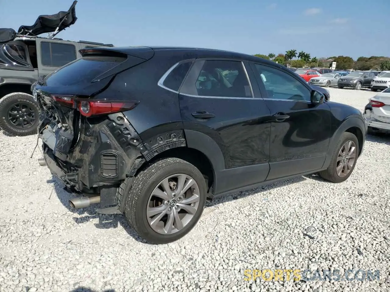 3 Photograph of a damaged car 3MVDMABL3MM200360 MAZDA CX30 2021