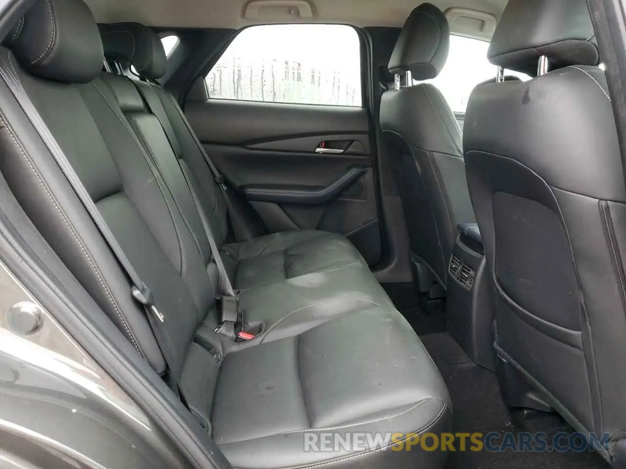 10 Photograph of a damaged car 3MVDMABL3MM220186 MAZDA CX30 2021