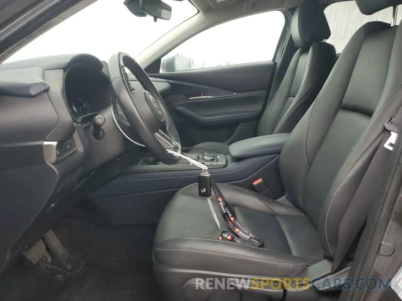 7 Photograph of a damaged car 3MVDMABL3MM220186 MAZDA CX30 2021