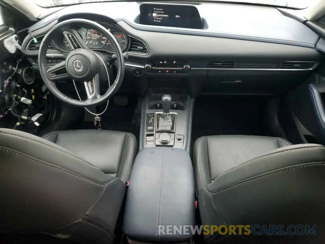 8 Photograph of a damaged car 3MVDMABL3MM220186 MAZDA CX30 2021