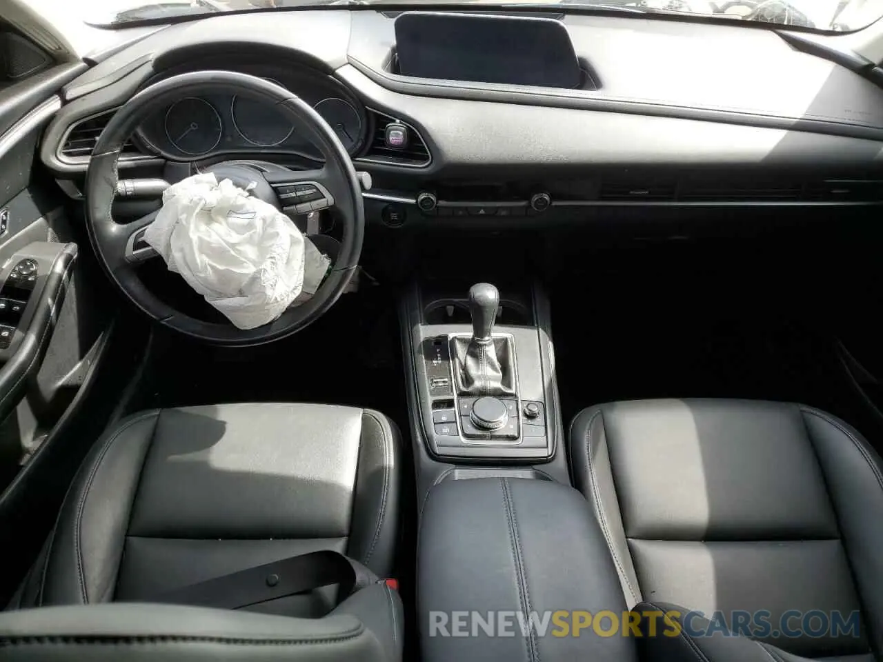 8 Photograph of a damaged car 3MVDMABL3MM239370 MAZDA CX30 2021