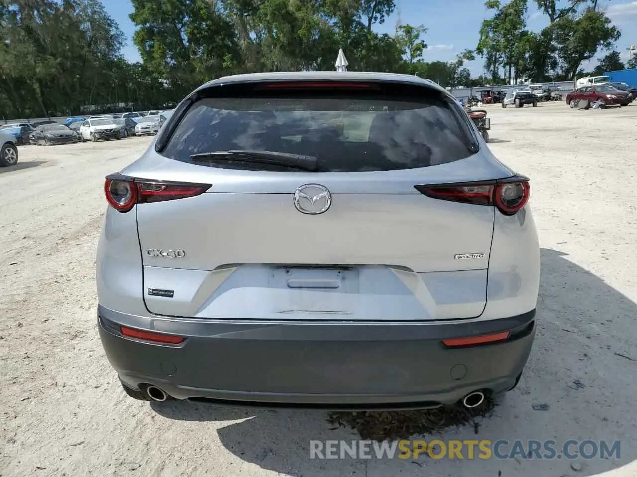 6 Photograph of a damaged car 3MVDMABL5MM227091 MAZDA CX30 2021