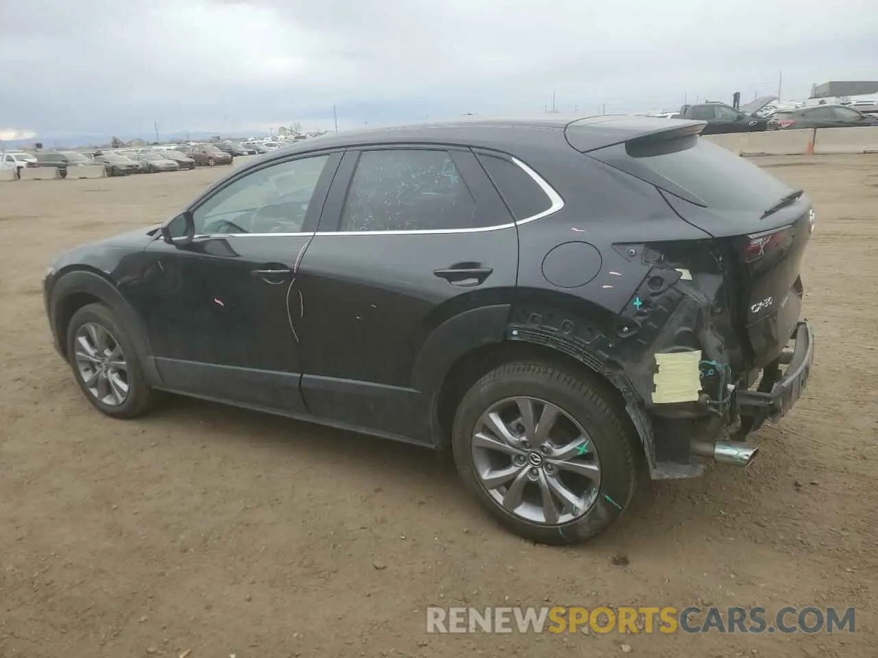 2 Photograph of a damaged car 3MVDMABL6MM242523 MAZDA CX30 2021