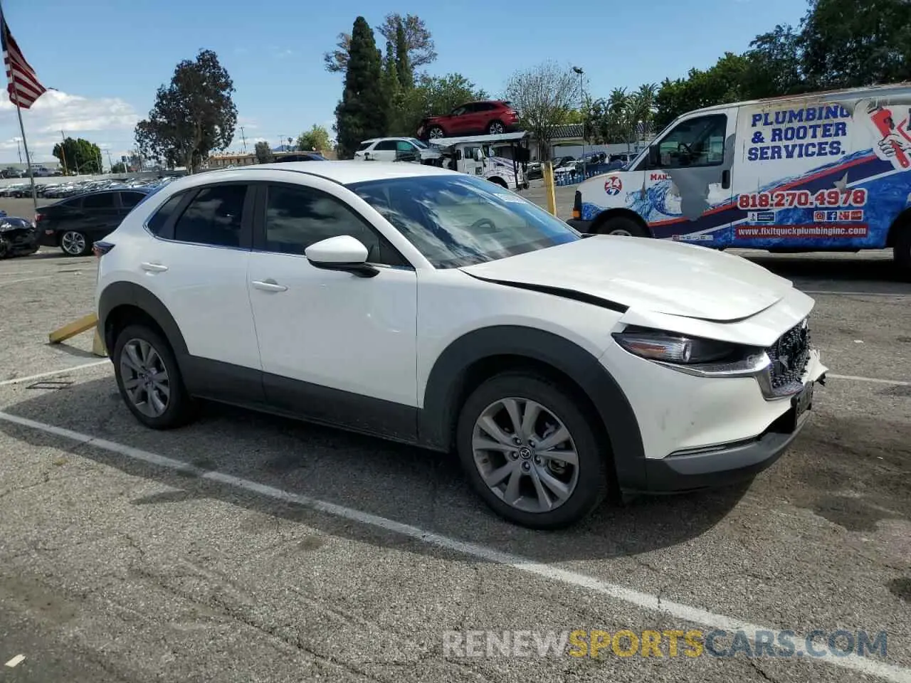 4 Photograph of a damaged car 3MVDMABL6MM303420 MAZDA CX30 2021
