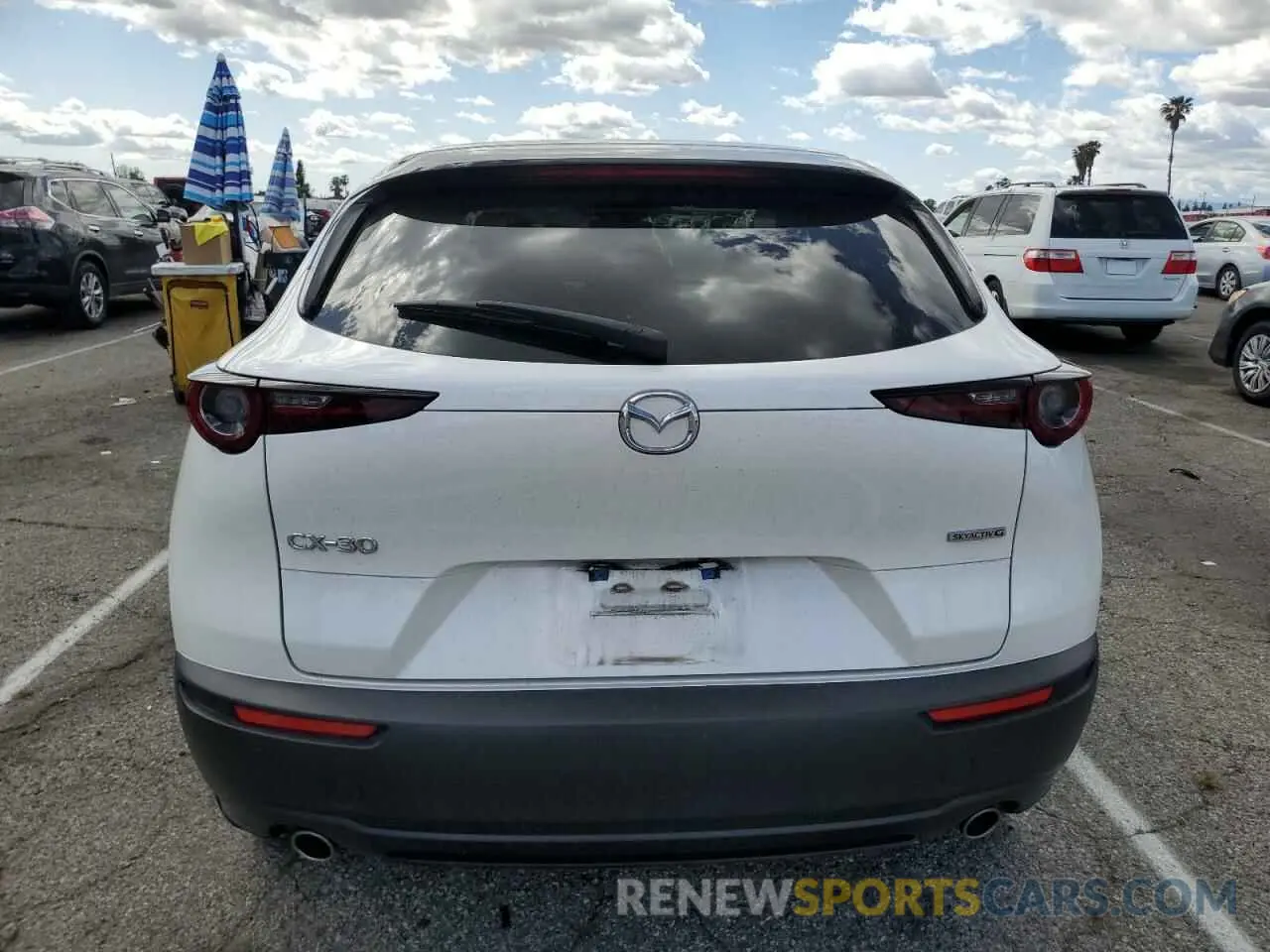 6 Photograph of a damaged car 3MVDMABL6MM303420 MAZDA CX30 2021