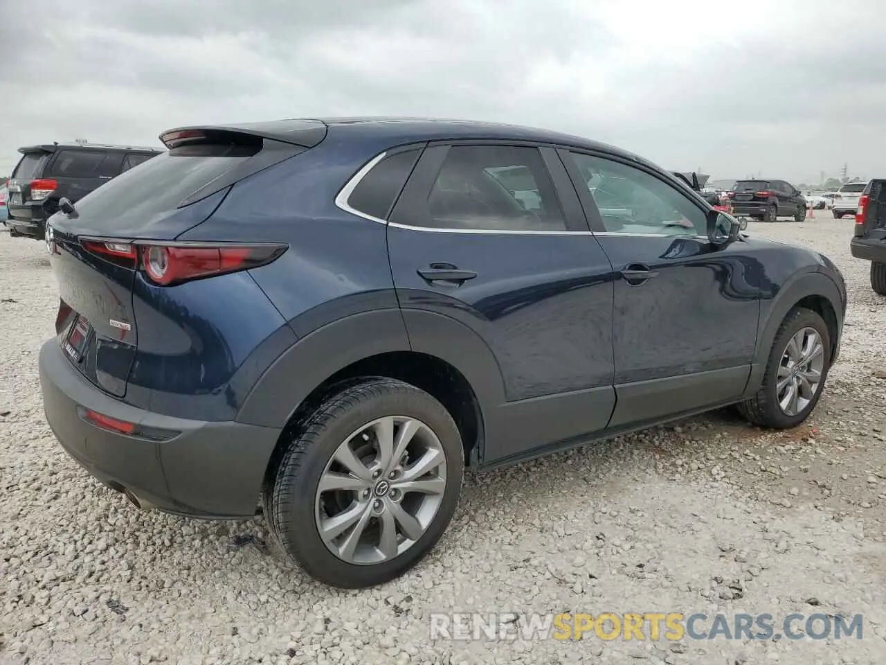 3 Photograph of a damaged car 3MVDMABL7MM307458 MAZDA CX30 2021