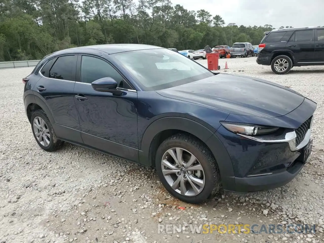 4 Photograph of a damaged car 3MVDMABL7MM307458 MAZDA CX30 2021