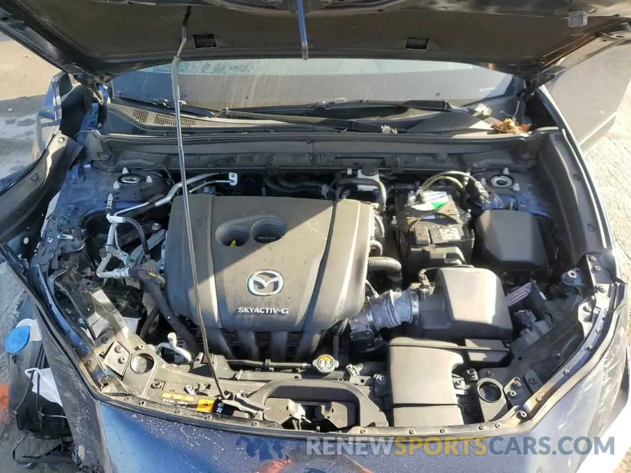 11 Photograph of a damaged car 3MVDMABL9MM318560 MAZDA CX30 2021