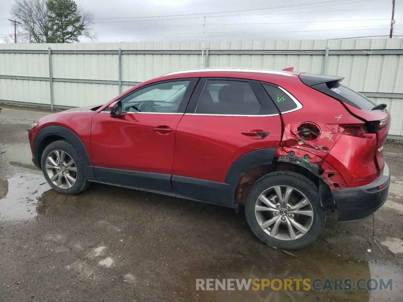 2 Photograph of a damaged car 3MVDMADL6MM200494 MAZDA CX30 2021