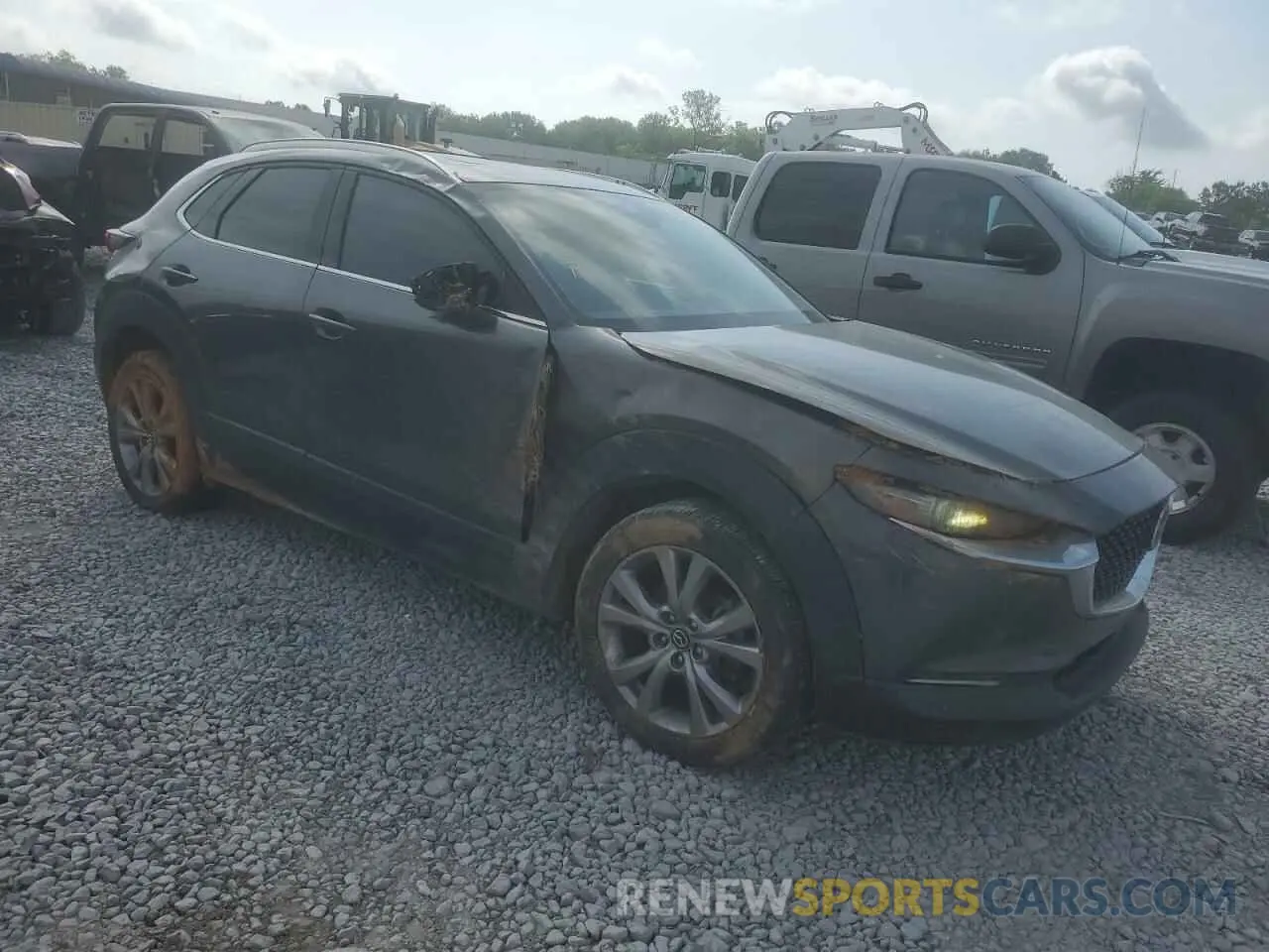 4 Photograph of a damaged car 3MVDMADLXMM208193 MAZDA CX30 2021