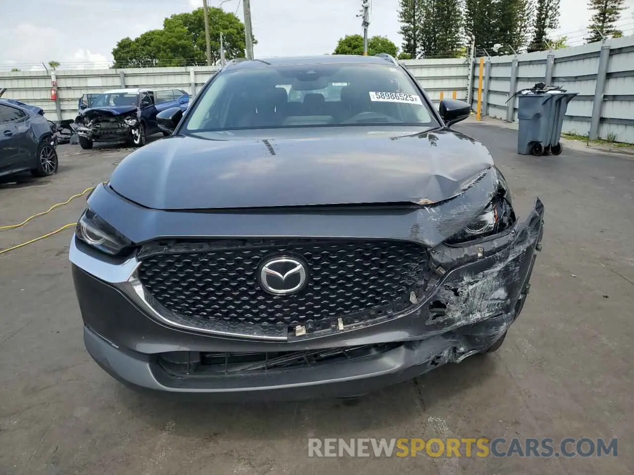 5 Photograph of a damaged car 3MVDMADM5MM228960 MAZDA CX30 2021