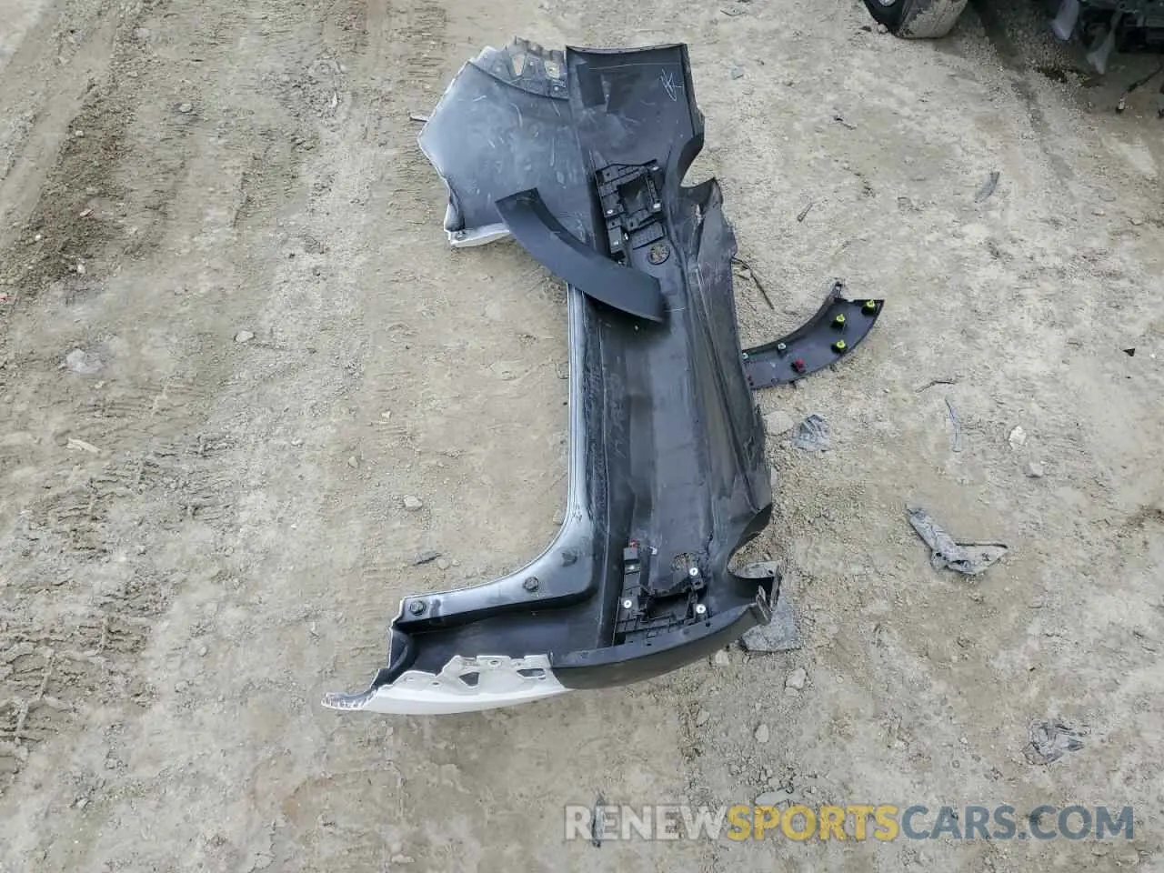 13 Photograph of a damaged car 3MVDMBAL4MM219507 MAZDA CX30 2021