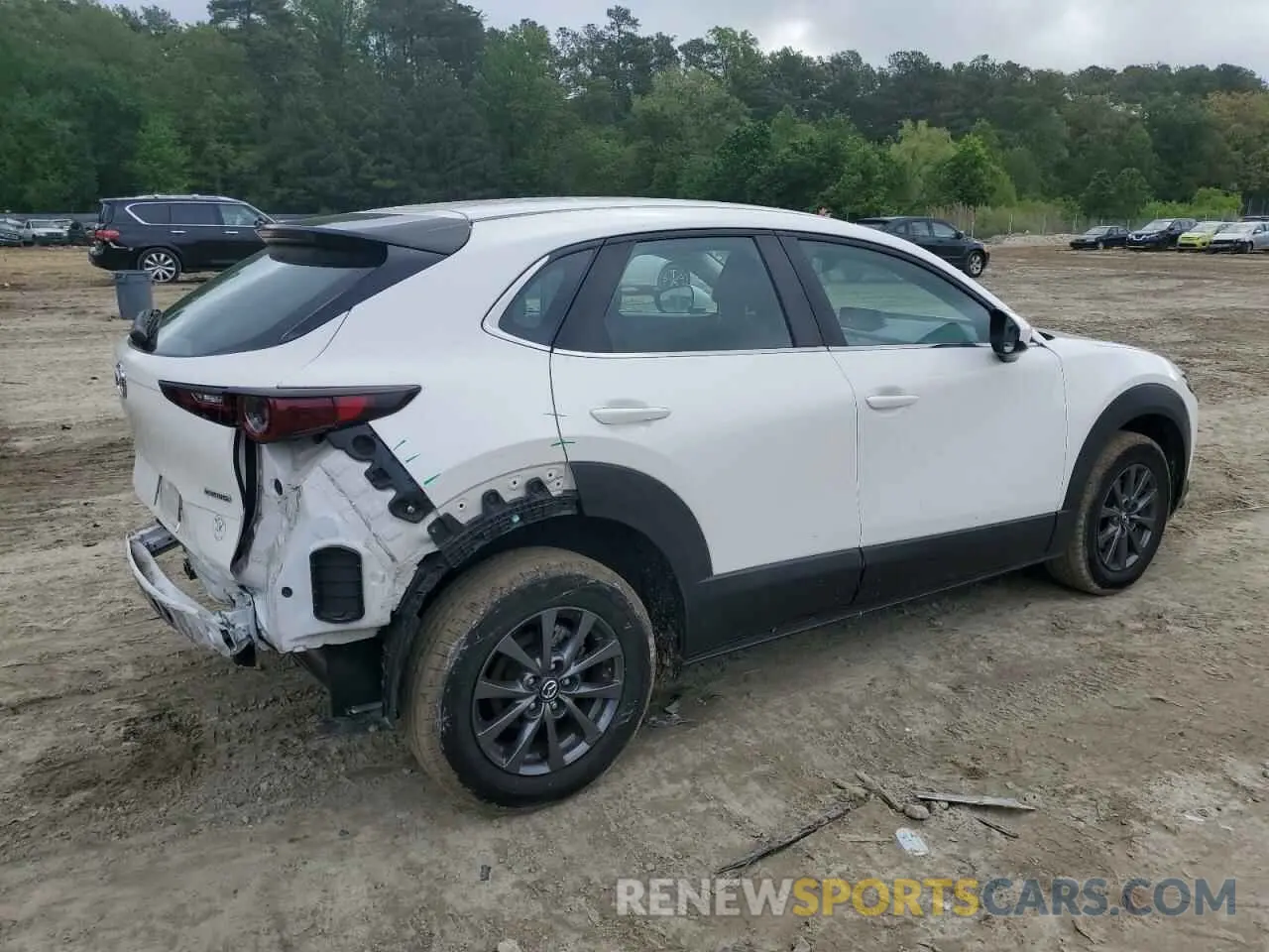 3 Photograph of a damaged car 3MVDMBAL4MM219507 MAZDA CX30 2021