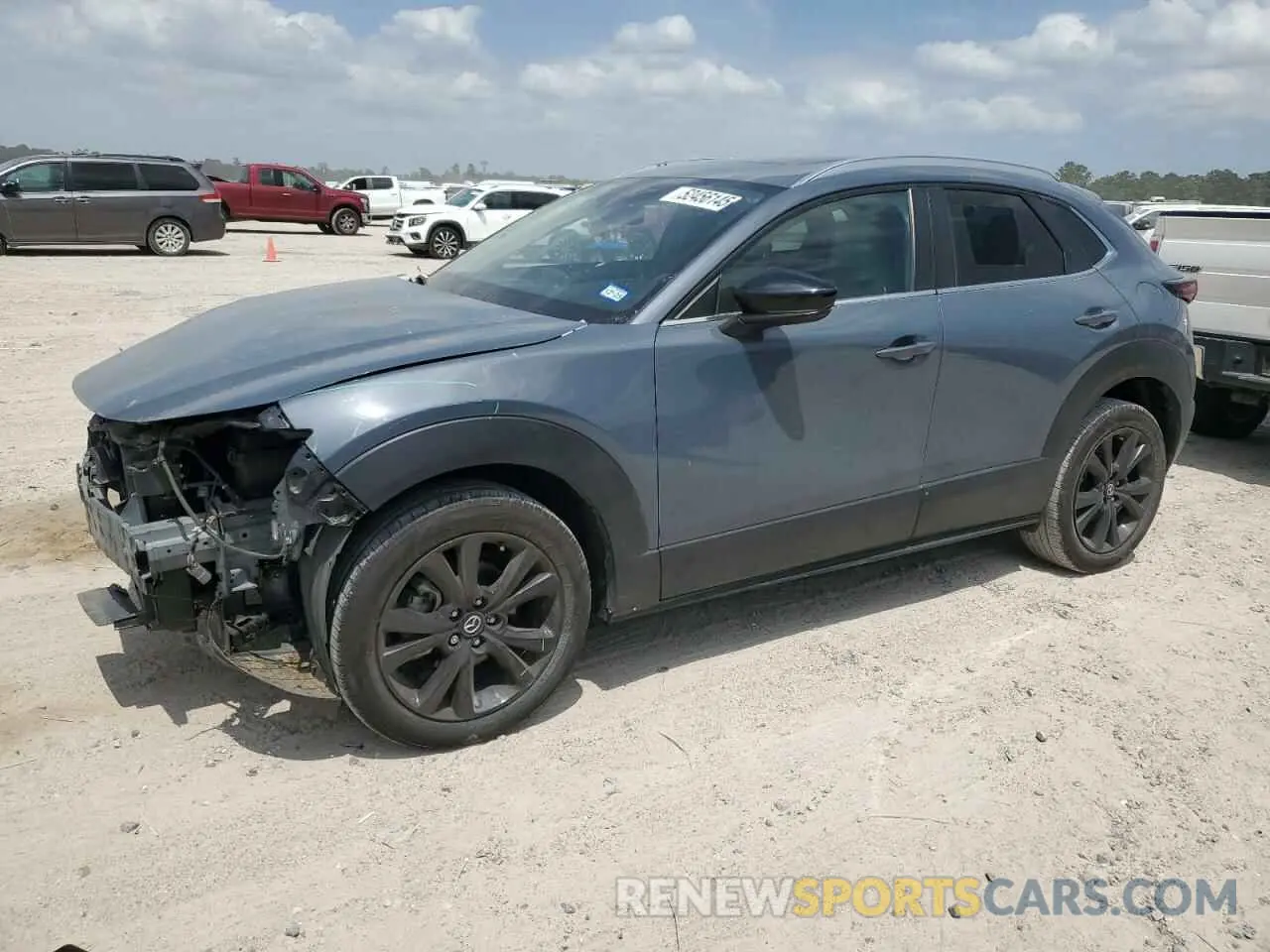1 Photograph of a damaged car 3MVDMBAY8MM310548 MAZDA CX30 2021