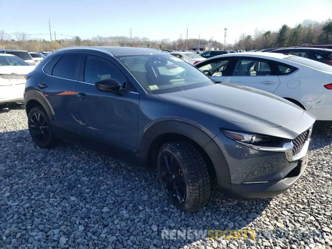 4 Photograph of a damaged car 3MVDMBAY9MM312888 MAZDA CX30 2021