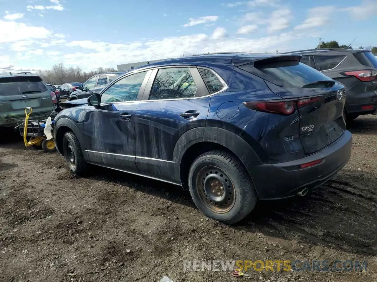 2 Photograph of a damaged car 3MVDMBB76MM212513 MAZDA CX30 2021