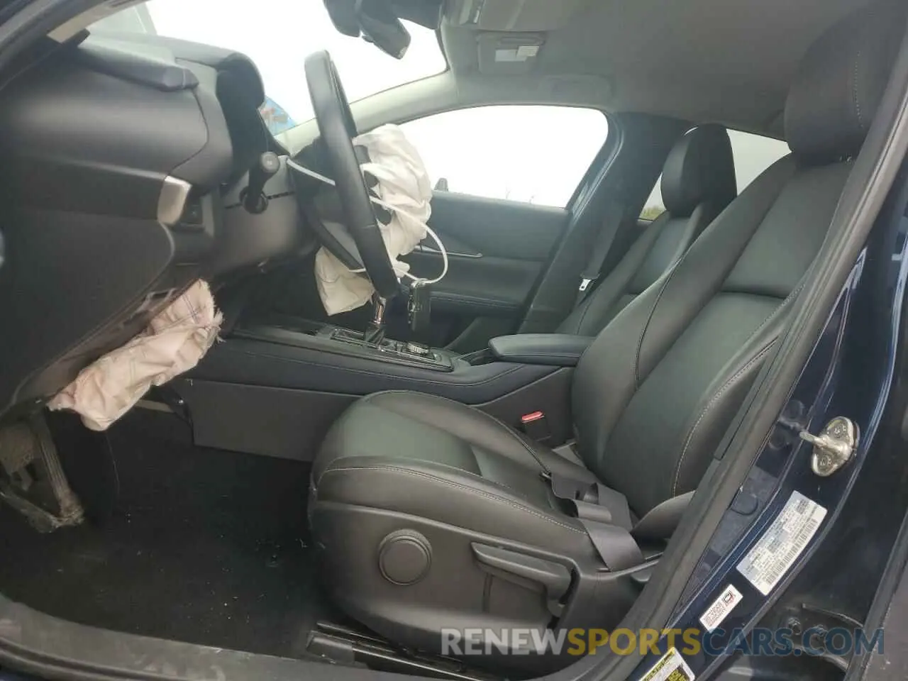 7 Photograph of a damaged car 3MVDMBBL0MM203495 MAZDA CX30 2021