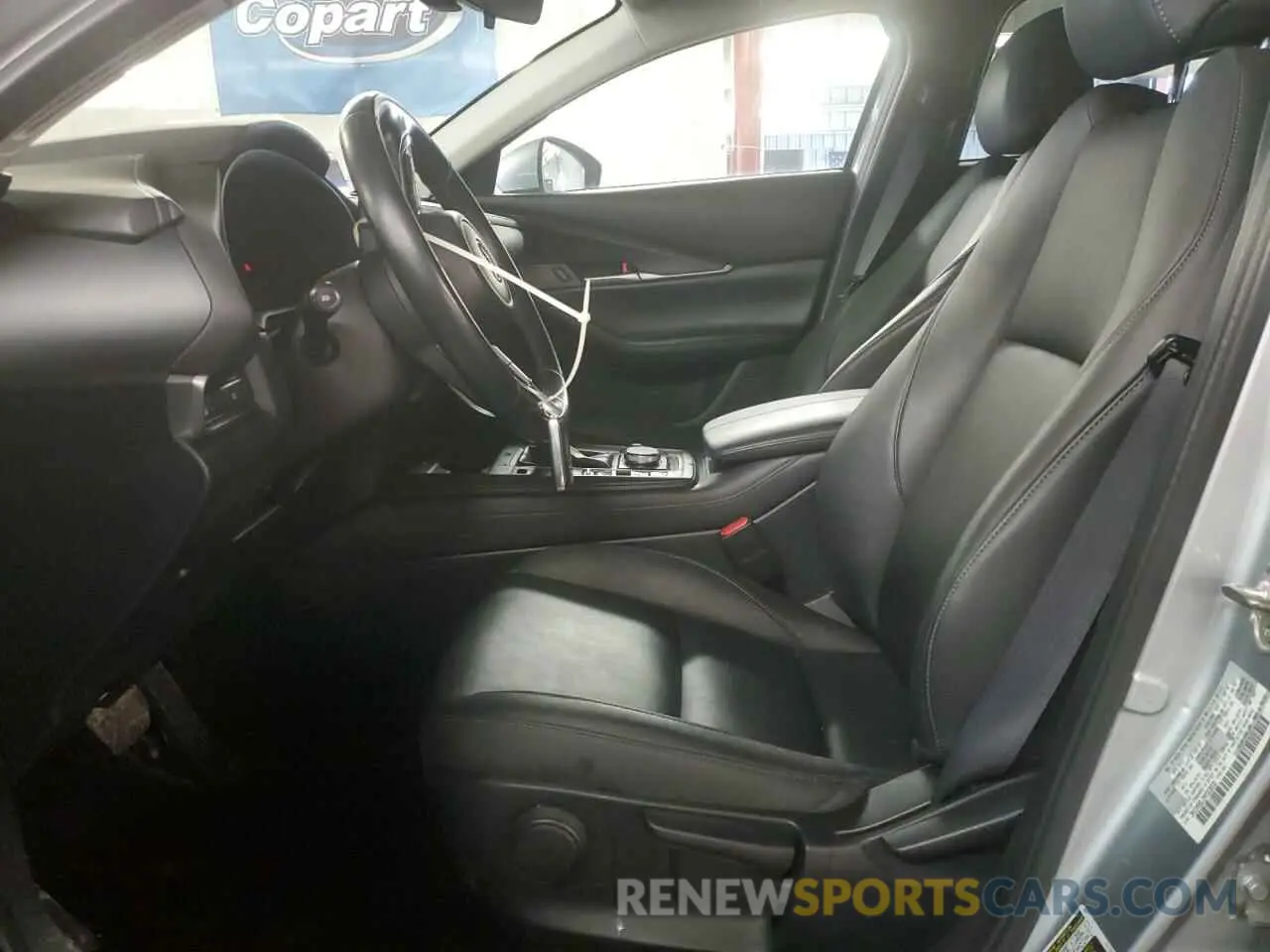7 Photograph of a damaged car 3MVDMBBL0MM305606 MAZDA CX30 2021