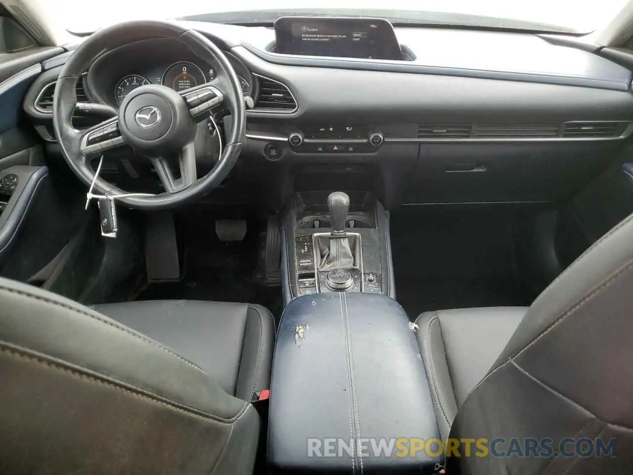 8 Photograph of a damaged car 3MVDMBBL1MM213629 MAZDA CX30 2021