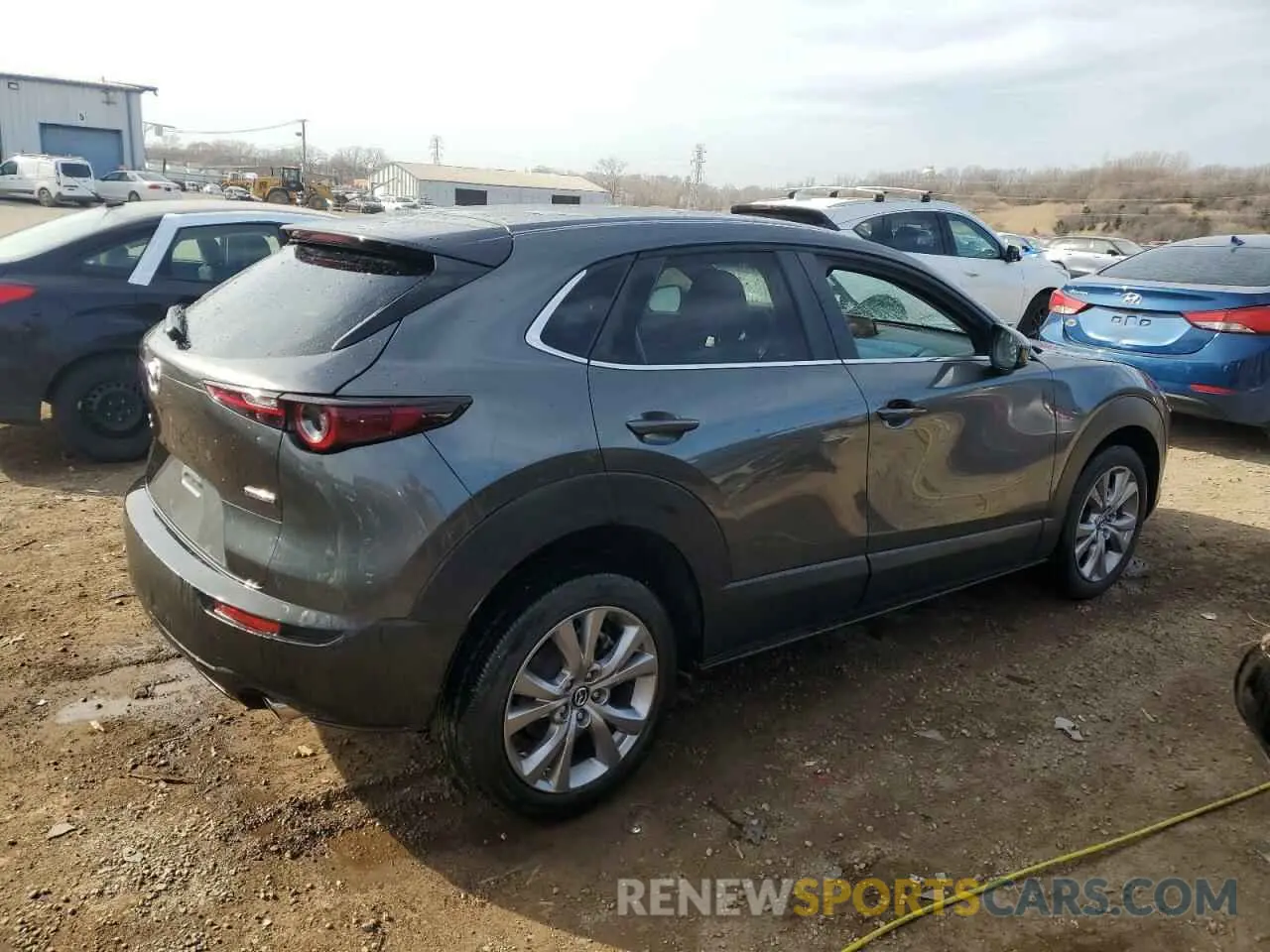3 Photograph of a damaged car 3MVDMBBL2MM316798 MAZDA CX30 2021
