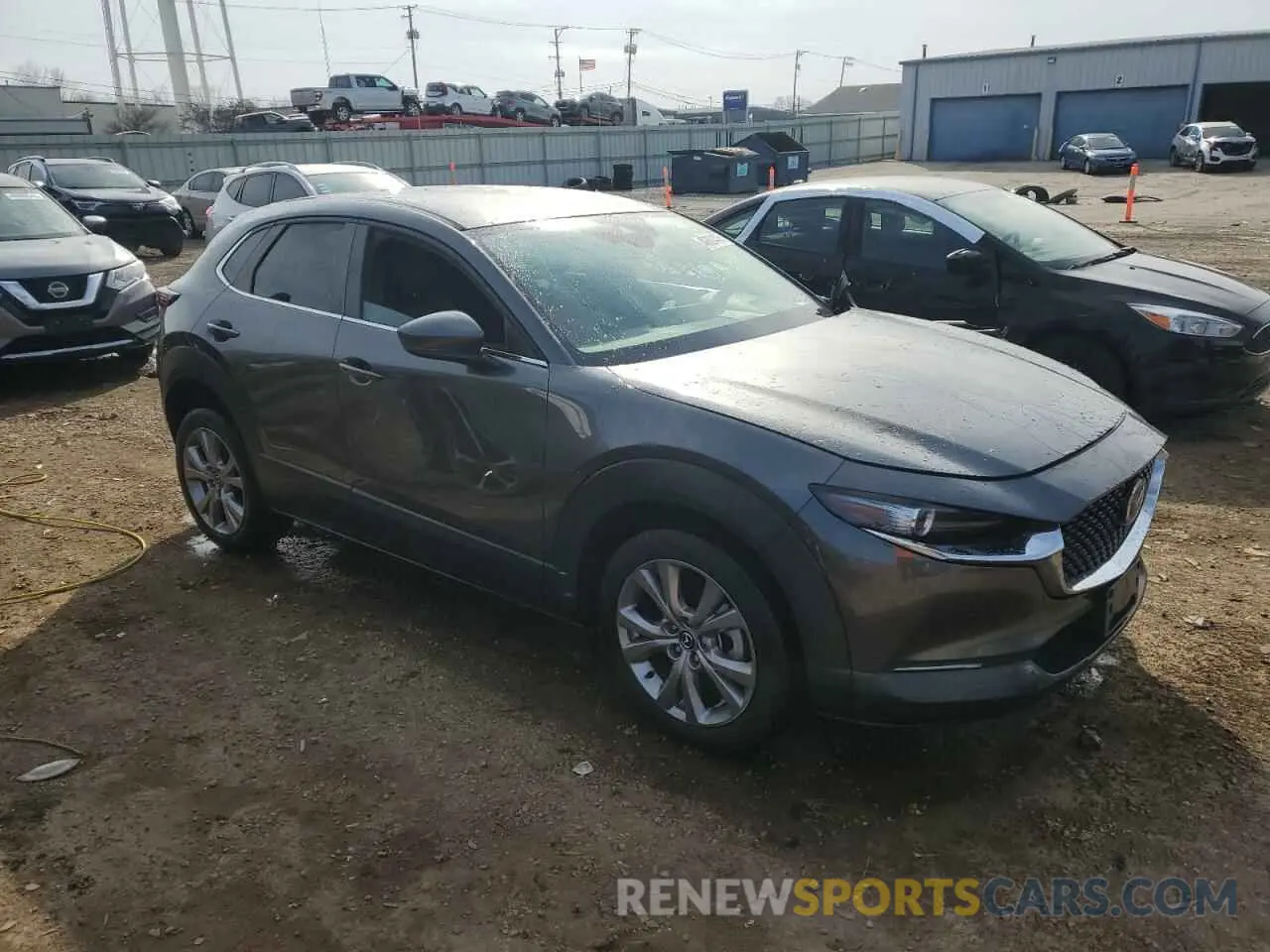 4 Photograph of a damaged car 3MVDMBBL2MM316798 MAZDA CX30 2021