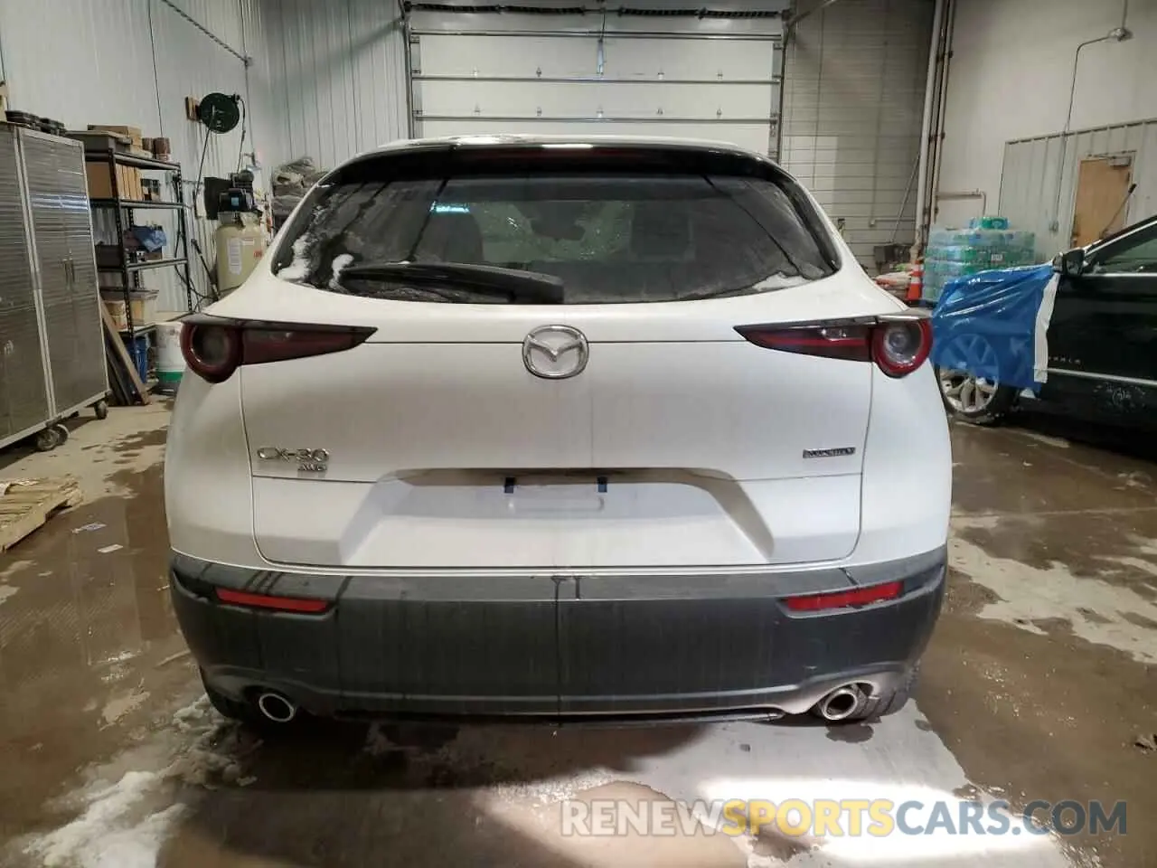 6 Photograph of a damaged car 3MVDMBBL3MM205516 MAZDA CX30 2021