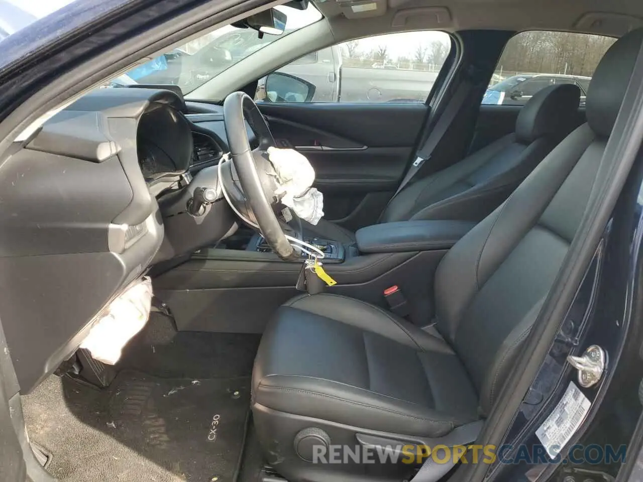 7 Photograph of a damaged car 3MVDMBBL3MM246938 MAZDA CX30 2021