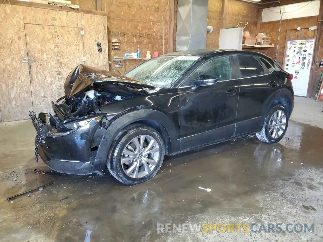 1 Photograph of a damaged car 3MVDMBBL4MM261447 MAZDA CX30 2021