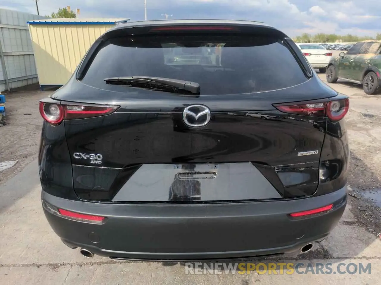 6 Photograph of a damaged car 3MVDMBBL4MM317712 MAZDA CX30 2021