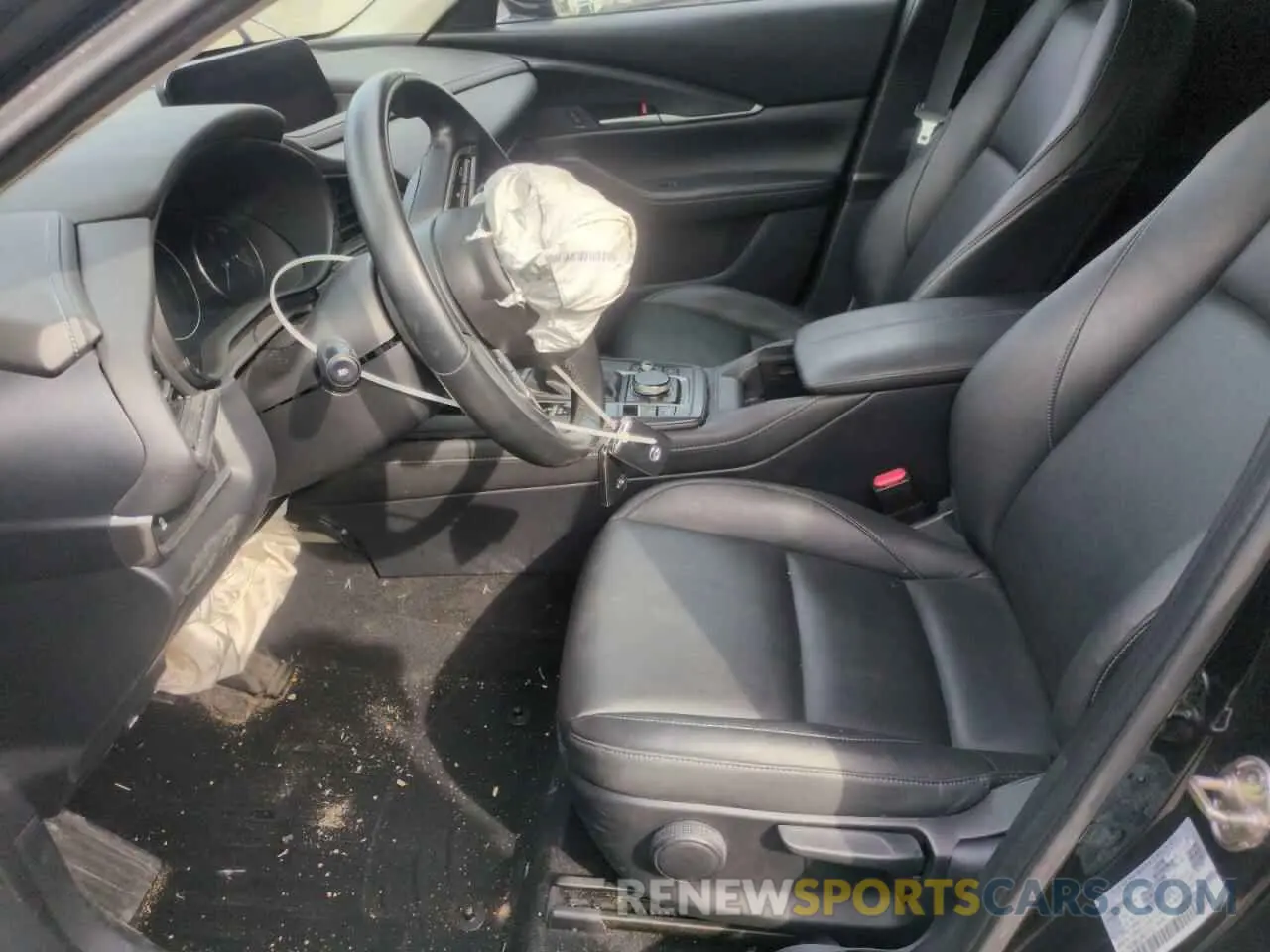 7 Photograph of a damaged car 3MVDMBBL4MM317712 MAZDA CX30 2021