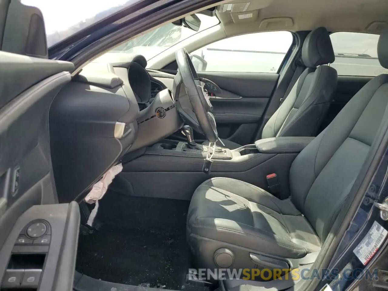 7 Photograph of a damaged car 3MVDMBBL7MM244948 MAZDA CX30 2021