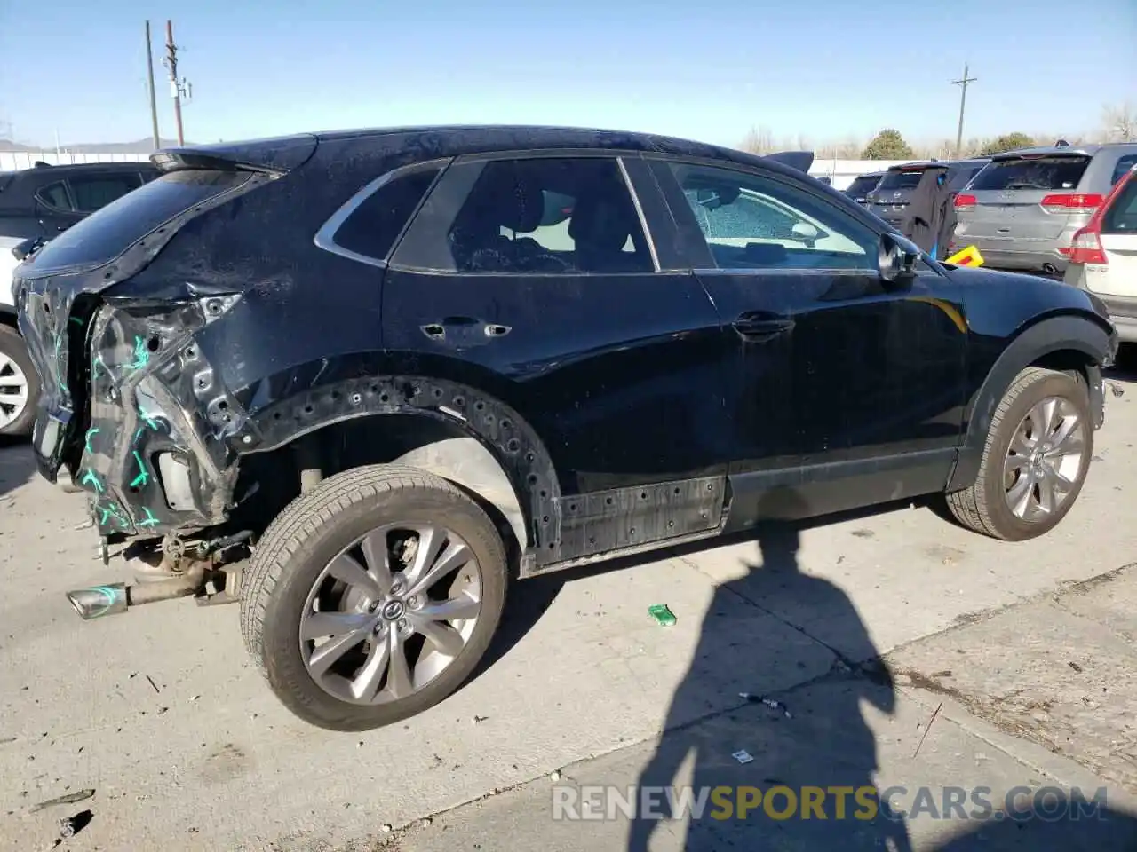 3 Photograph of a damaged car 3MVDMBBL9MM228234 MAZDA CX30 2021