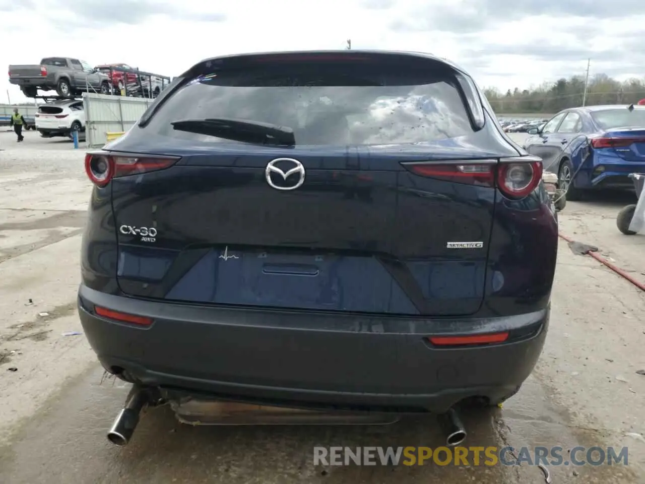 6 Photograph of a damaged car 3MVDMBBLXMM219719 MAZDA CX30 2021
