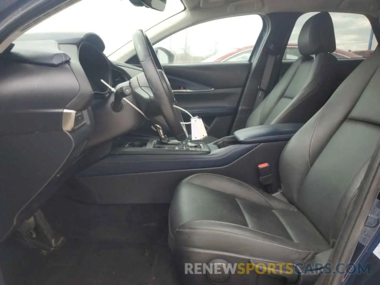 7 Photograph of a damaged car 3MVDMBBLXMM219719 MAZDA CX30 2021