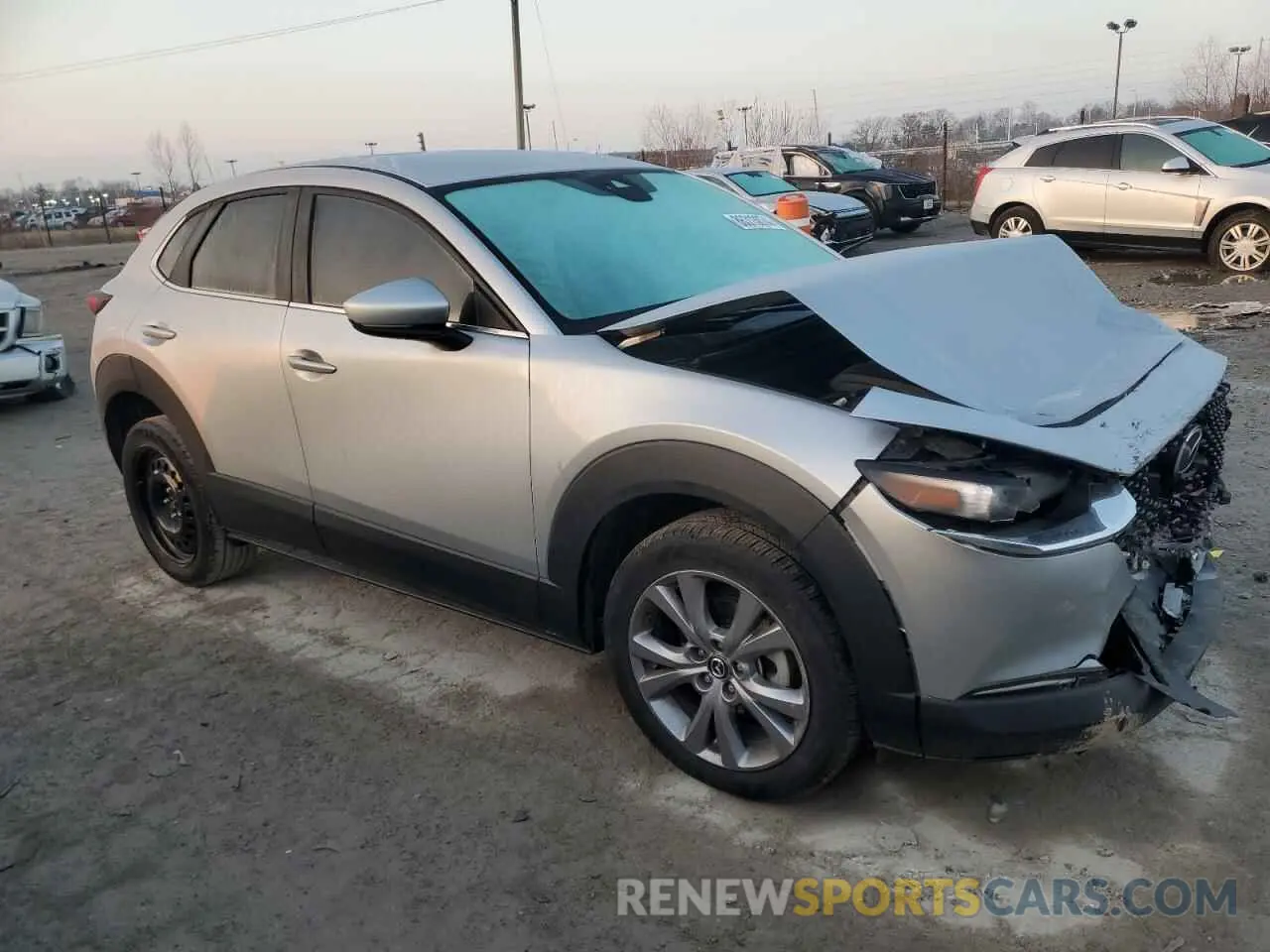4 Photograph of a damaged car 3MVDMBBLXMM259511 MAZDA CX30 2021