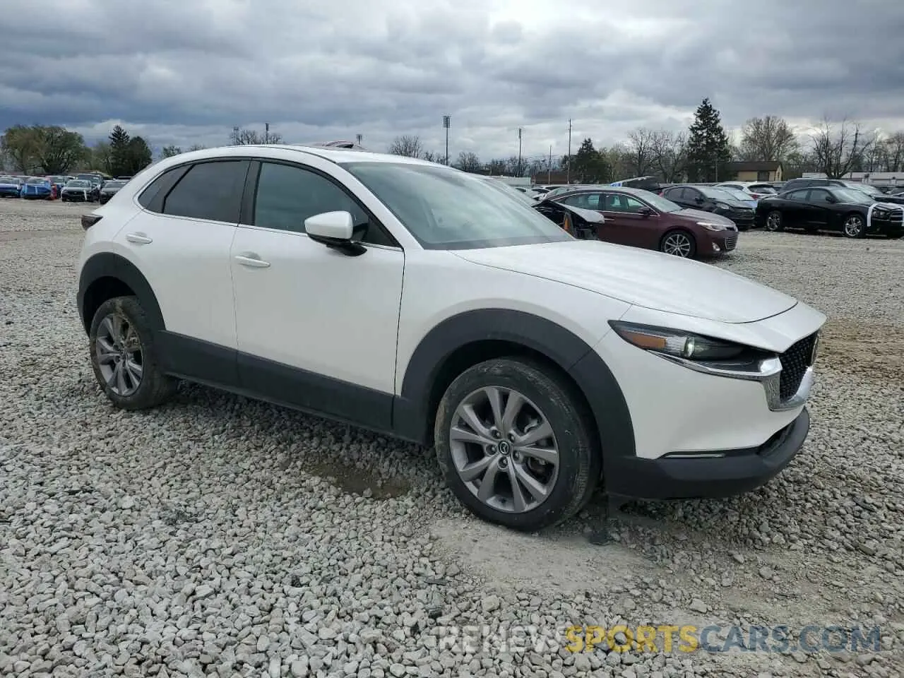 4 Photograph of a damaged car 3MVDMBCL0MM205746 MAZDA CX30 2021