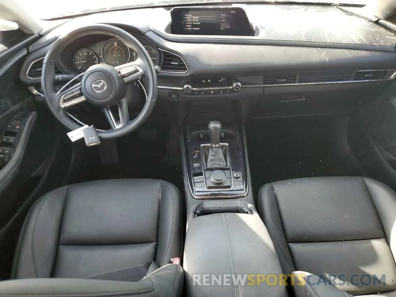 8 Photograph of a damaged car 3MVDMBCL1MM303247 MAZDA CX30 2021