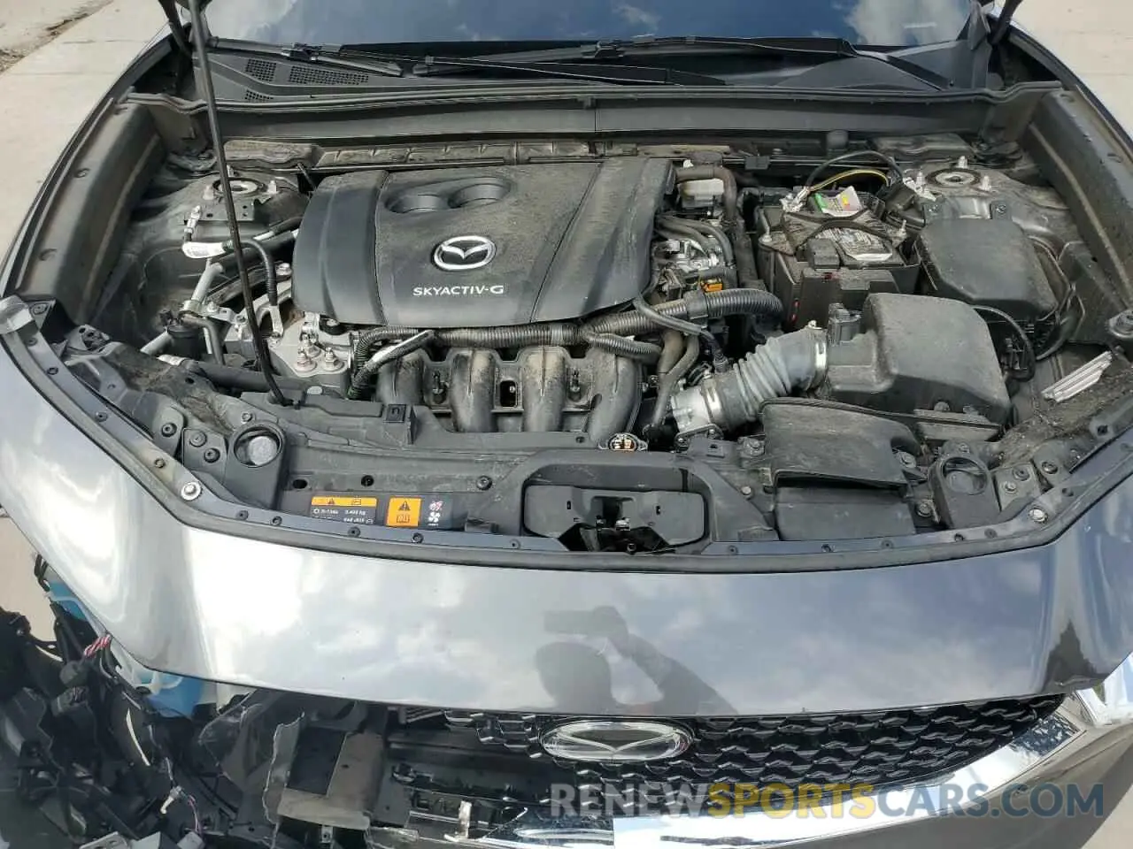 12 Photograph of a damaged car 3MVDMBCL4MM302139 MAZDA CX30 2021