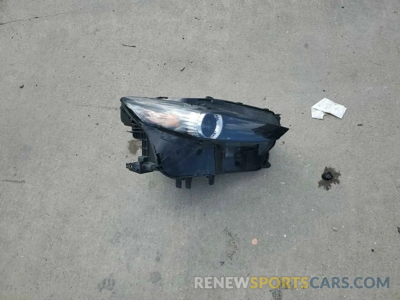 13 Photograph of a damaged car 3MVDMBCL4MM302139 MAZDA CX30 2021