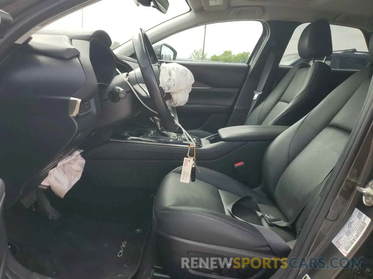 7 Photograph of a damaged car 3MVDMBCL4MM302139 MAZDA CX30 2021
