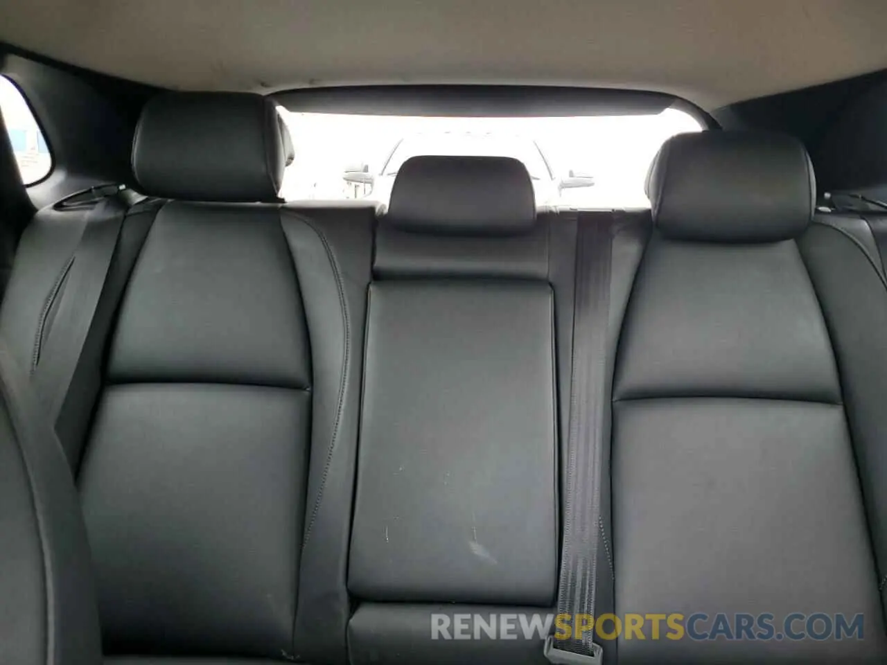 10 Photograph of a damaged car 3MVDMBCL5MM248575 MAZDA CX30 2021