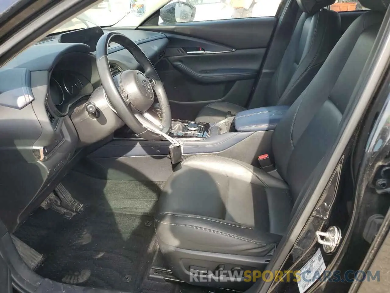 7 Photograph of a damaged car 3MVDMBCL6MM221823 MAZDA CX30 2021