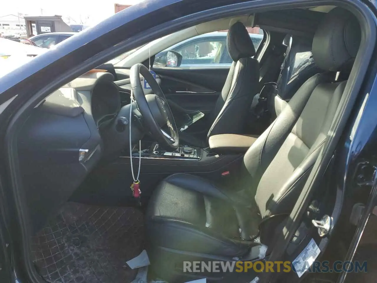 7 Photograph of a damaged car 3MVDMBDL1MM316515 MAZDA CX30 2021